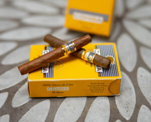 Xì Gà Cohiba Short 10 Điếu