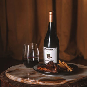 Rượu Vang Cigar Box Pinot Noir 3 Ruou Vang Cigar Box Pinot Noir 2
