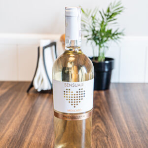 Rượu Vang Sensuale Moscato di Basilicata 3 Ruou Vang Sensuale Moscato 1