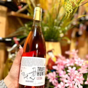 Rượu Vang Truffle Hunter Leda Blush Rose 3 Ruou Vang Truffle Hunter Leda Blush Rose 4